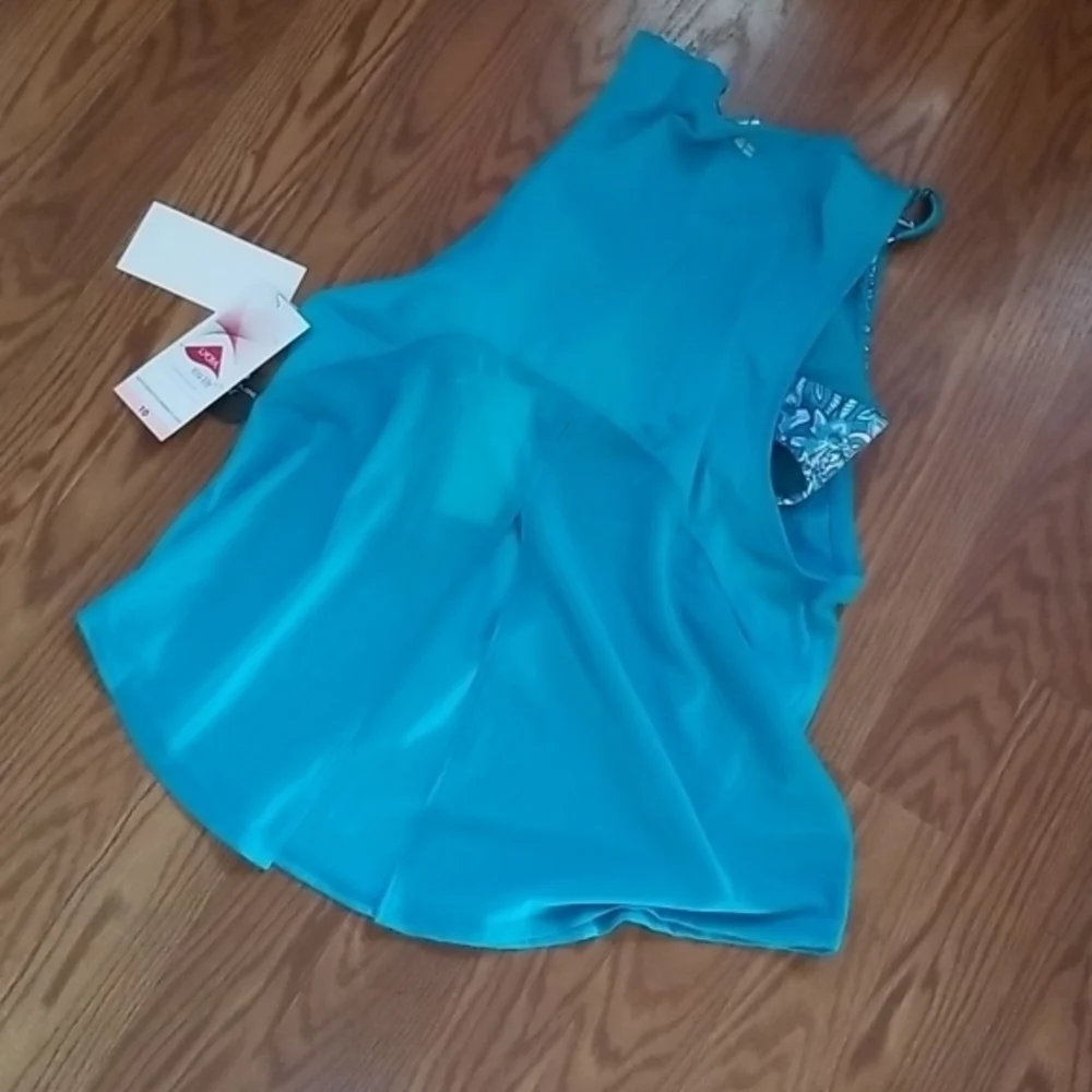 NWT beach house sport size 10‎ Mantra Tankini
